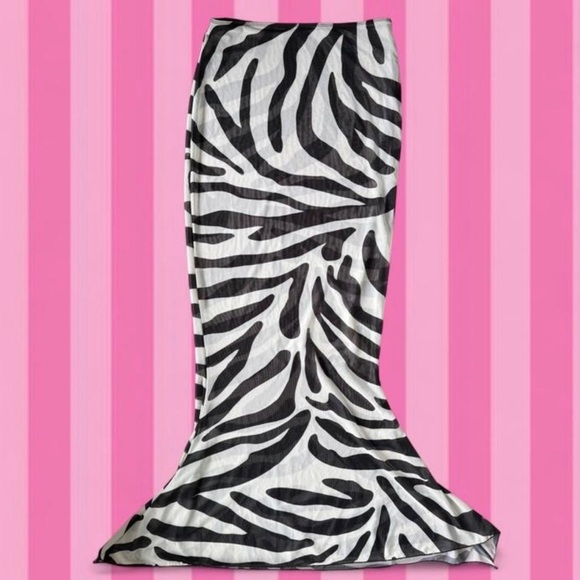 Dresses & Skirts - Black & White Zebra Print Mermaid Skirt